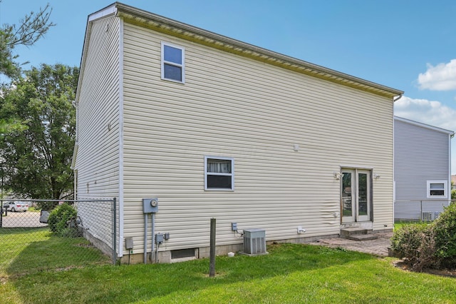330 Tralee Trl, Cardington, OH 43315 - back of property featuring entry steps