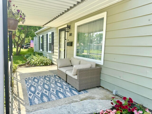 3811 Bradford Dr, Hilliard, OH 43026 - view of patio / terrace