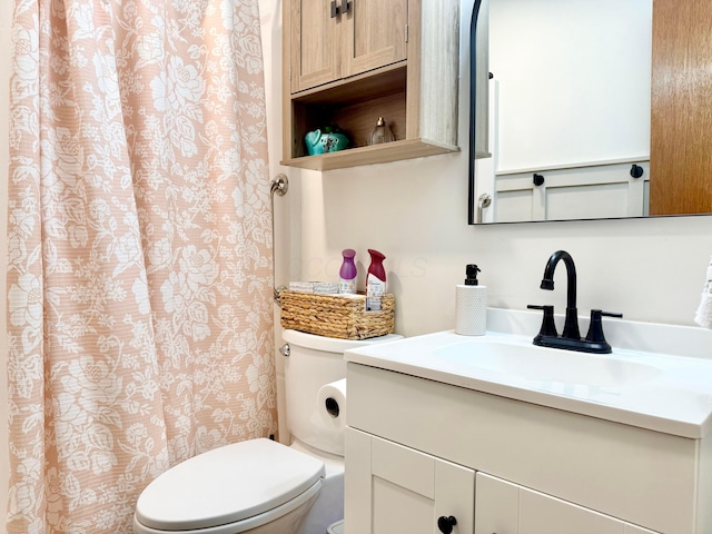 3811 Bradford Dr, Hilliard, OH 43026 - full bathroom featuring vanity and a shower with curtain