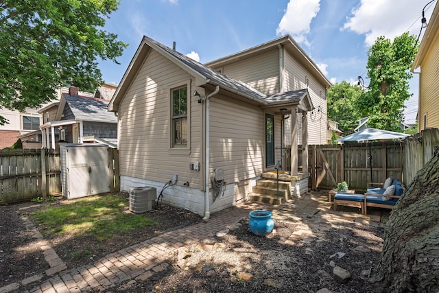 251 Detroit Ave, Columbus, OH 43201 - back of house with a fenced backyard