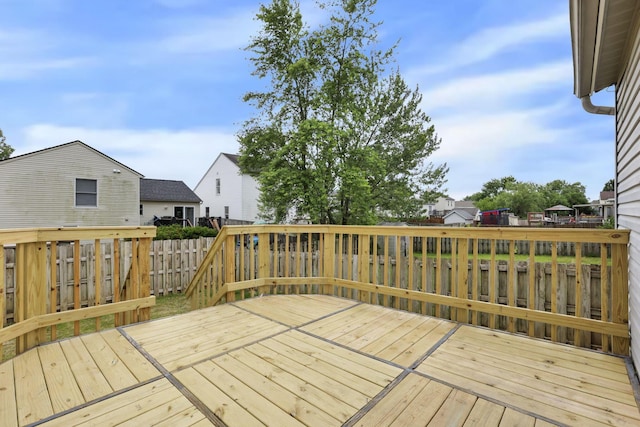 1021 Lavender Ln, Columbus, OH 43207 - view of wooden terrace