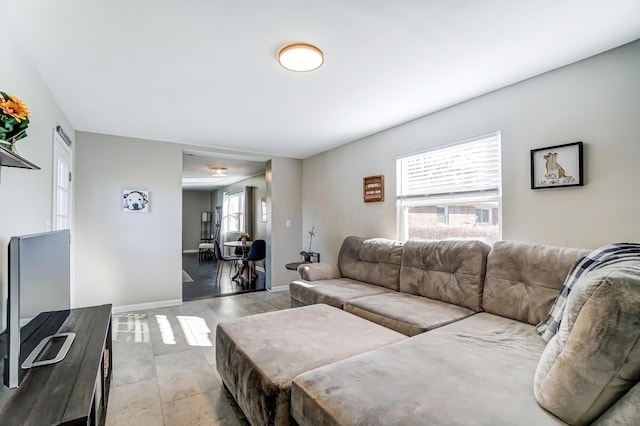 4851 Hillcrest St N, Hilliard, OH 43026 - living area with baseboards