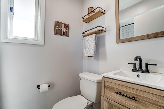 4851 Hillcrest St N, Hilliard, OH 43026 - bathroom featuring toilet and vanity