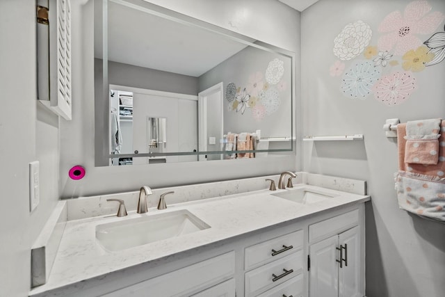 1318 Hickory Ridge Ln, Columbus, OH 43235 - full bath with double vanity