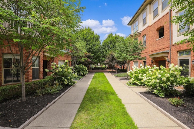 25 Victorian Gate Way, Columbus, OH 43215 - surrounding community