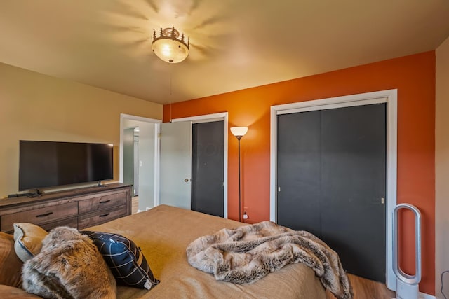 320 W Liberty St, Bucyrus, OH 44820 - bedroom featuring two closets
