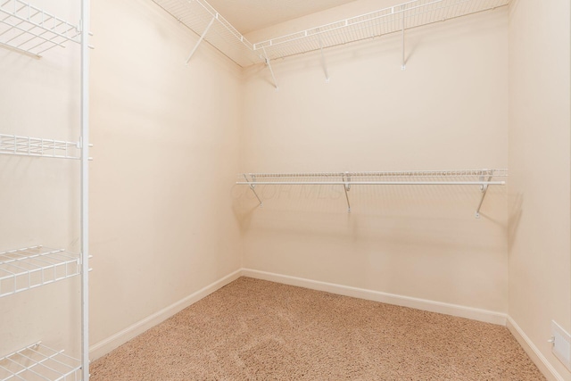 4694 Tayport Ave, Grove City, OH 43123 - walk in closet featuring carpet
