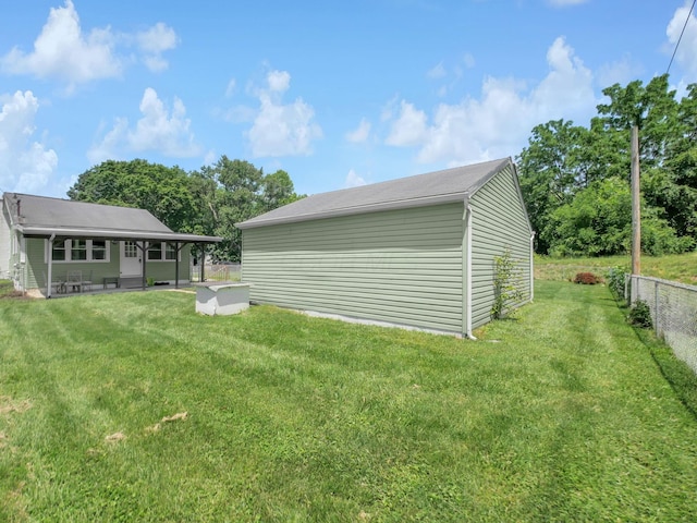 1018 Harrison Ave, Lancaster, OH 43130 - view of yard featuring a patio