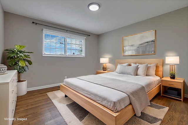 3171 Haskell Dr, Columbus, OH 43219 - bedroom featuring wood finished floors and baseboards