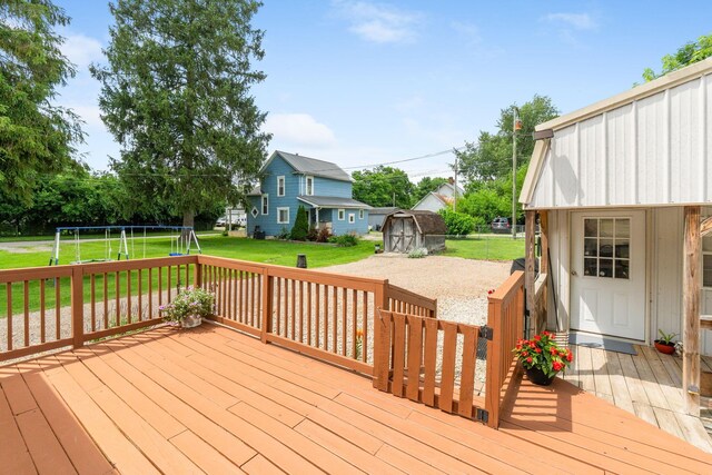115 Maple Ave, Utica, OH 43080 - wooden deck with a shed and a lawn