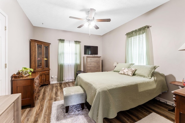 115 Maple Ave, Utica, OH 43080 - bedroom with wood finished floors and a ceiling fan