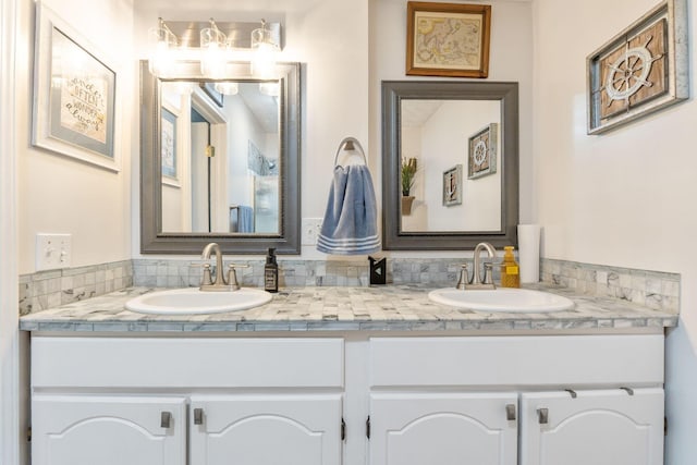 115 Maple Ave, Utica, OH 43080 - full bath with double vanity