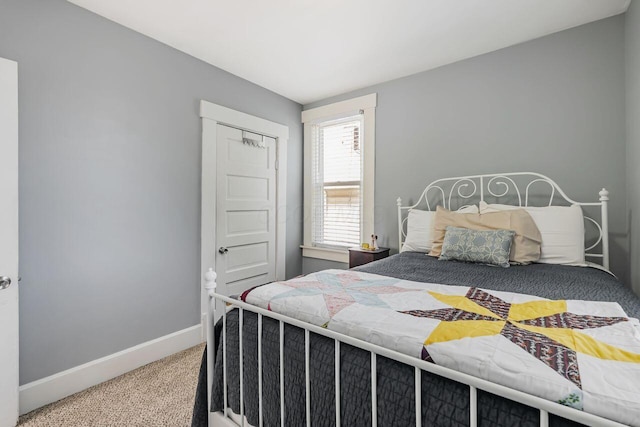 520 E Jenkins Ave, Columbus, OH 43207 - bedroom with carpet and baseboards