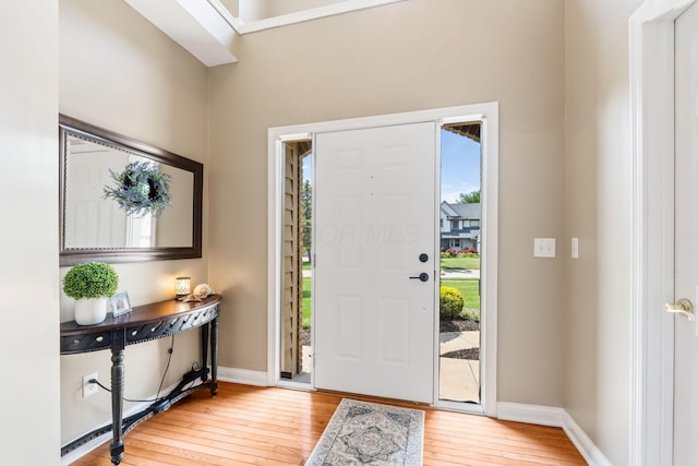 13191 Brandon Cir, Pickerington, OH 43147 - entryway with light wood finished floors and baseboards