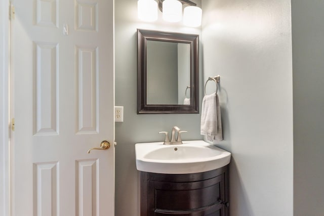 13191 Brandon Cir, Pickerington, OH 43147 - bathroom with vanity