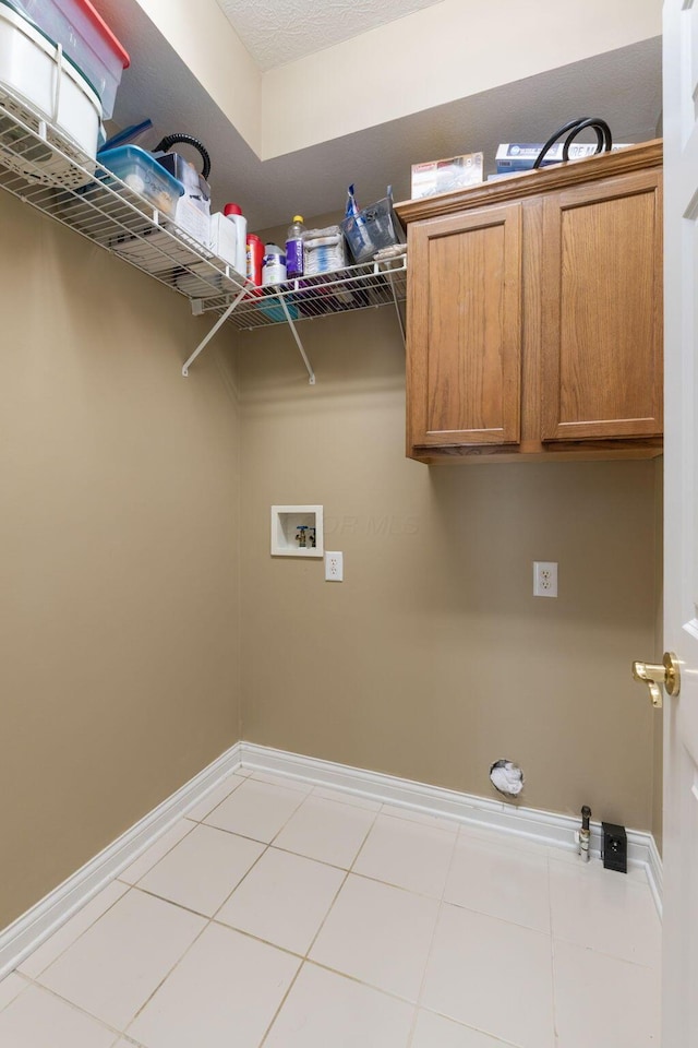 13191 Brandon Cir, Pickerington, OH 43147 - laundry room with washer hookup and light tile patterned floors