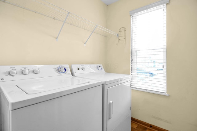 6817 Riding Trail Dr, Canal Winchester, OH 43110 - washroom with washing machine and clothes dryer and baseboards