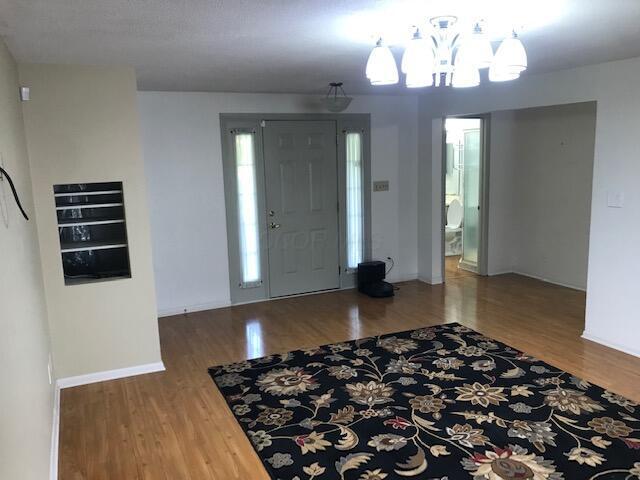 1136 Country Club Dr, Newark, OH 43055 - photo 17