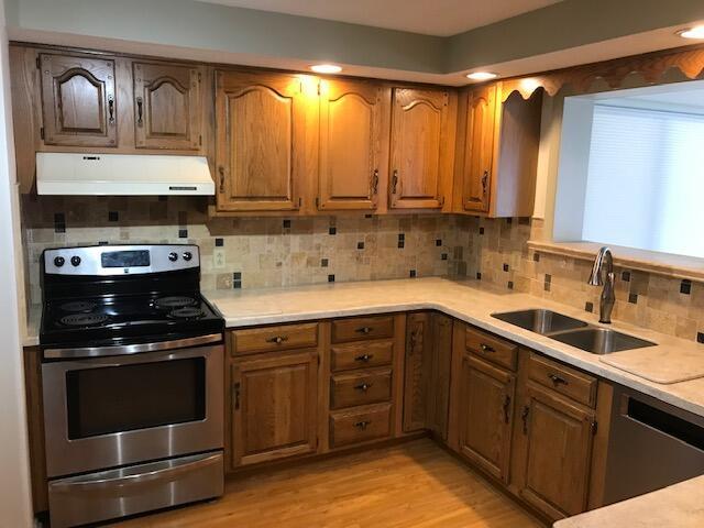 1136 Country Club Dr, Newark, OH 43055 - photo 24