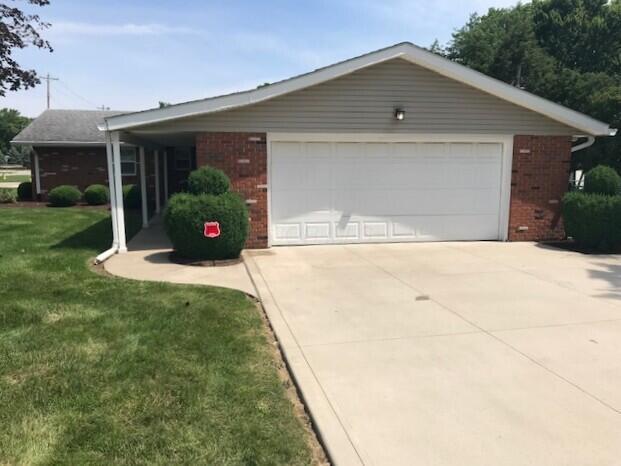 1136 Country Club Dr, Newark, OH 43055 - photo 5