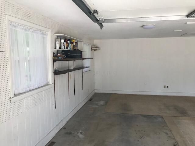 1136 Country Club Dr, Newark, OH 43055 - photo 47