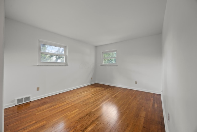 2681 Montcalm Rd, Columbus, OH 43221 - unfurnished room featuring hardwood / wood-style flooring