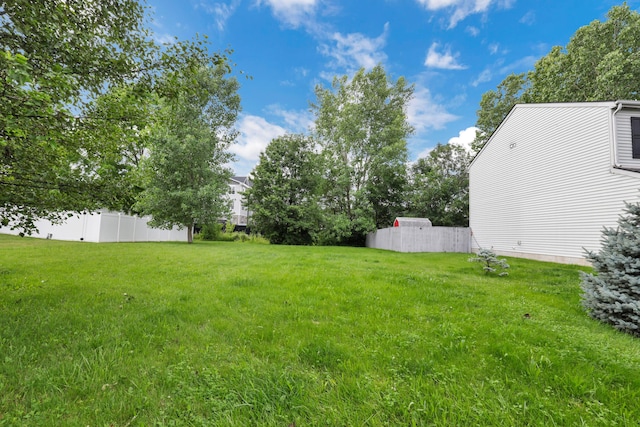 3490 Blendon Bend Way, Columbus, OH 43231 - view of yard