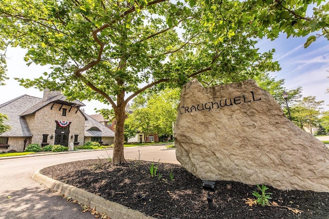 6028 Inishmore Ln, Dublin, OH 43017 - view of community sign