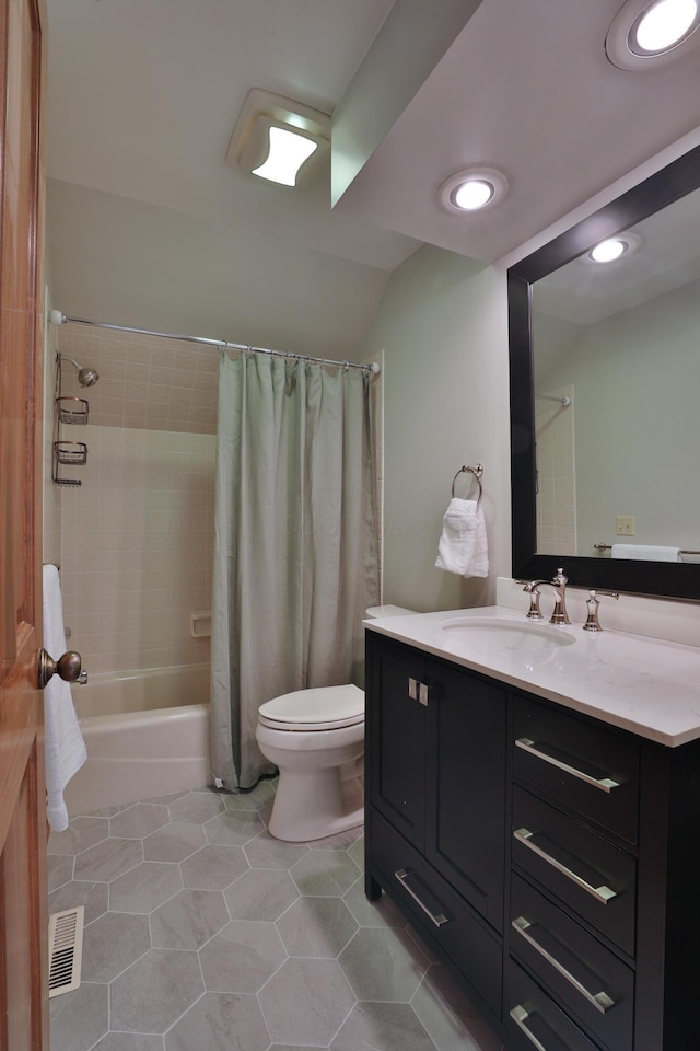5720 Loch Maree Ct, Dublin, OH 43017 - full bath with vanity, shower / bath combo with shower curtain, tile patterned flooring, and lofted ceiling