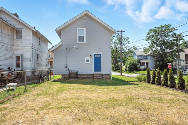 310 S Ogden Ave, Columbus, OH 43204 - back of house featuring entry steps
