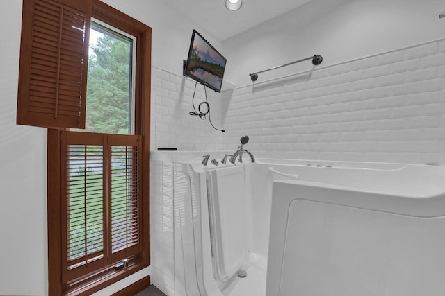 71 Denison Dr, Granville, OH 43023 - bathroom with a tub and a shower