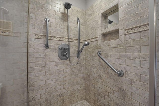 71 Denison Dr, Granville, OH 43023 - bathroom featuring a tile shower