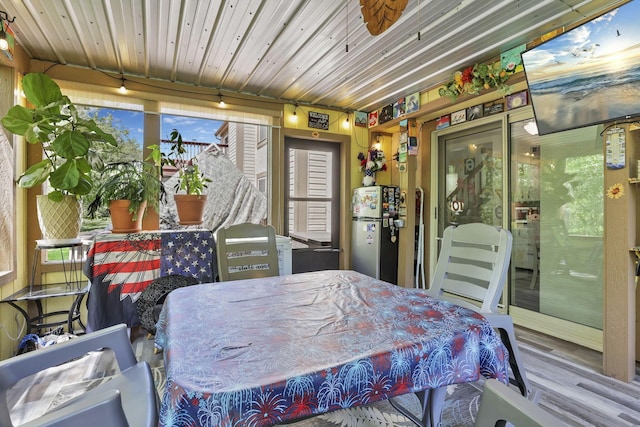 389 Fenway Rd Unit B, Columbus, OH 43214 - view of sunroom / solarium