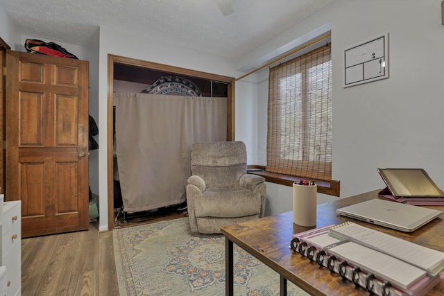 389 Fenway Rd Unit B, Columbus, OH 43214 - living area with wood finished floors