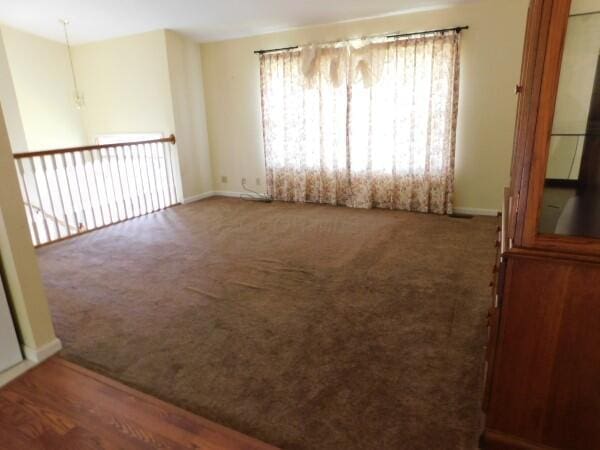7670 Zwickle Rd, Logan, OH 43138 - carpeted empty room featuring baseboards