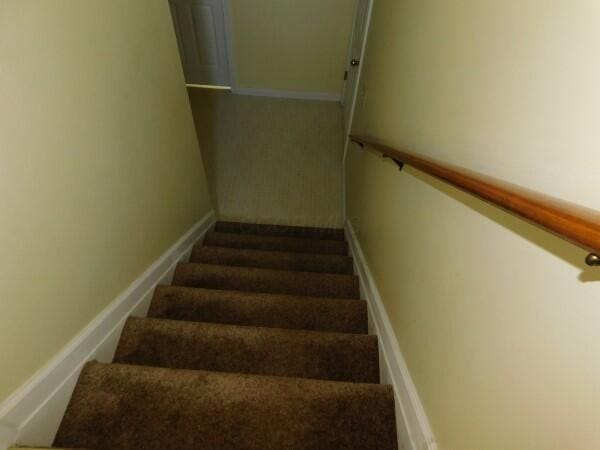 7670 Zwickle Rd, Logan, OH 43138 - view of stairway