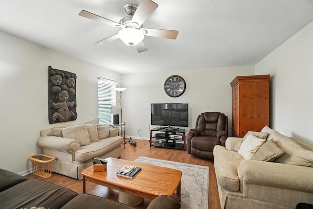 3144 Sophie St, Columbus, OH 43219 - photo 5