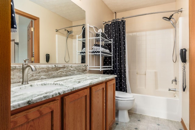 281 Inah Ave, Columbus, OH 43228 - bathroom featuring shower / tub combo, vanity, tile patterned flooring, and a textured ceiling