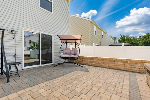 281 Inah Ave, Columbus, OH 43228 - view of patio / terrace