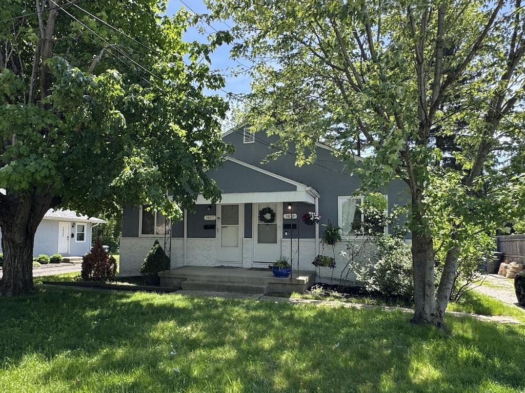 3855 Doney St, Columbus, OH 43213 - photo 1