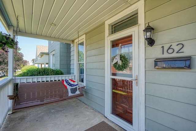 162 Watt St, Circleville, OH 43113 - view of exterior entry featuring covered porch