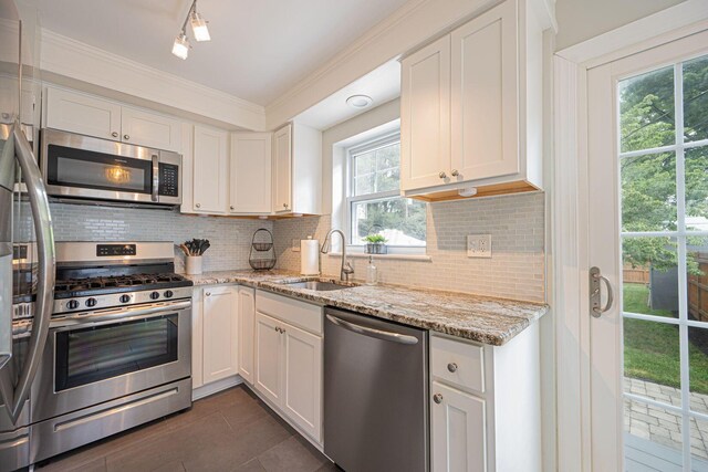 500 Blenheim Rd, Columbus, OH 43214 - photo 9