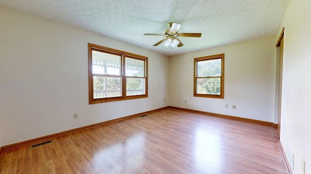 17619 Lower Fredericktwn Amity Rd, Fredericktown, OH 43019 - photo 10