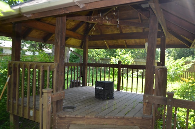 72 Rockwell Way, Worthington, OH 43085 - wooden terrace with a gazebo