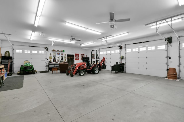 4619 Spring Hill Rd, Heath, OH 43056 - garage featuring a workshop area and a ceiling fan
