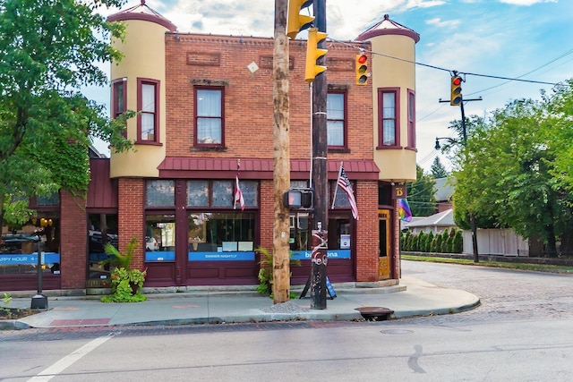211 E Jenkins Ave, Columbus, OH 43207 - view of building exterior