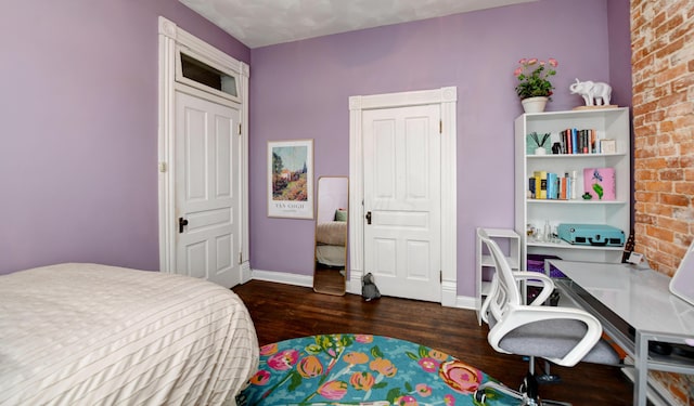 1447 Fair Ave, Columbus, OH 43205 - bedroom with wood finished floors and a desk