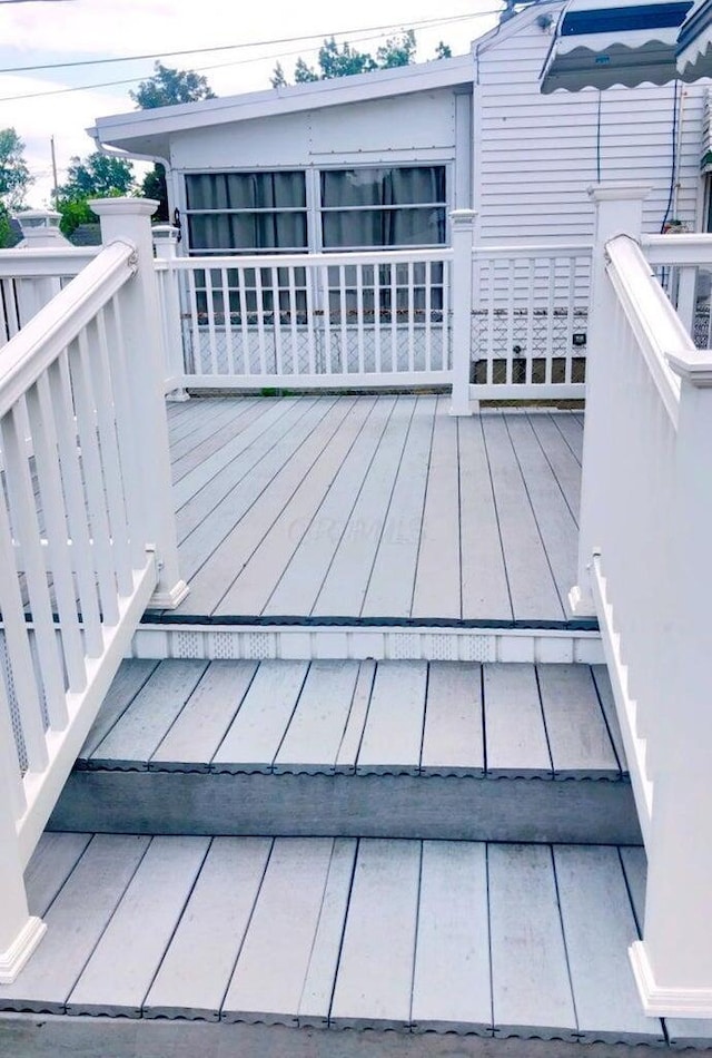 2580 Audubon Rd, Columbus, OH 43211 - view of deck