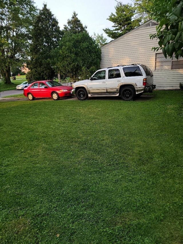 327 Ziegler Ave, Columbus, OH 43207 - view of car parking