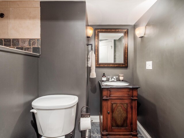 7635 Overland Trl, Delaware, OH 43015 - half bath with vanity and toilet